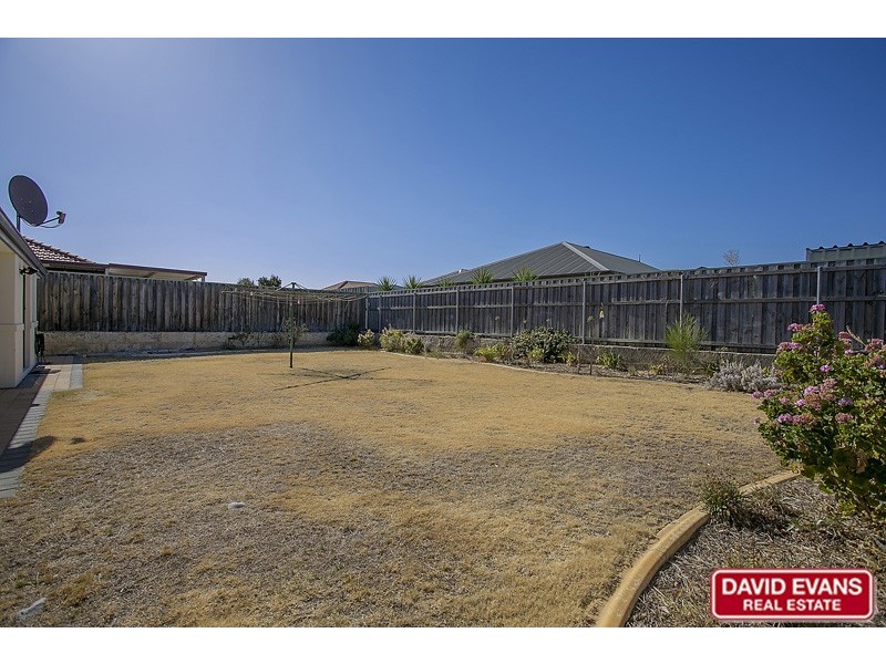 13 Granesse Drive, Ellenbrook WA 6069