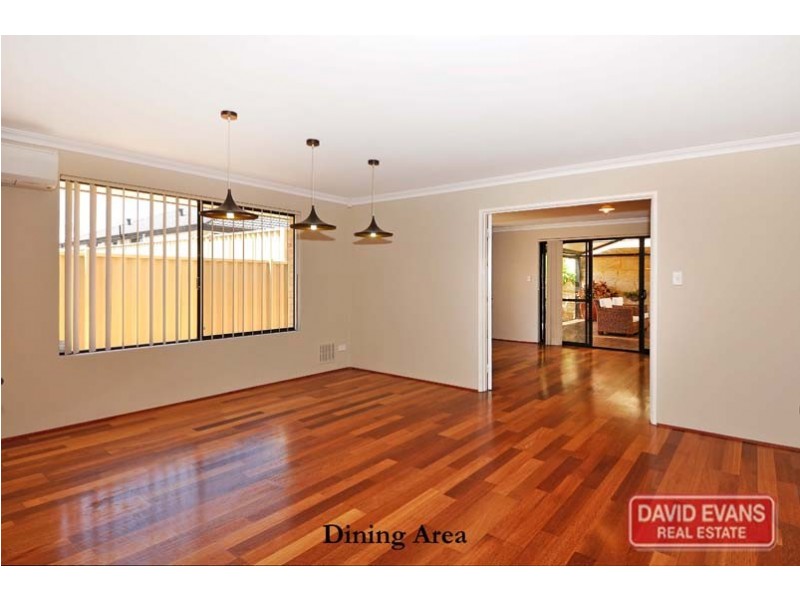 32 Champaigne Drive, Tapping WA 6065