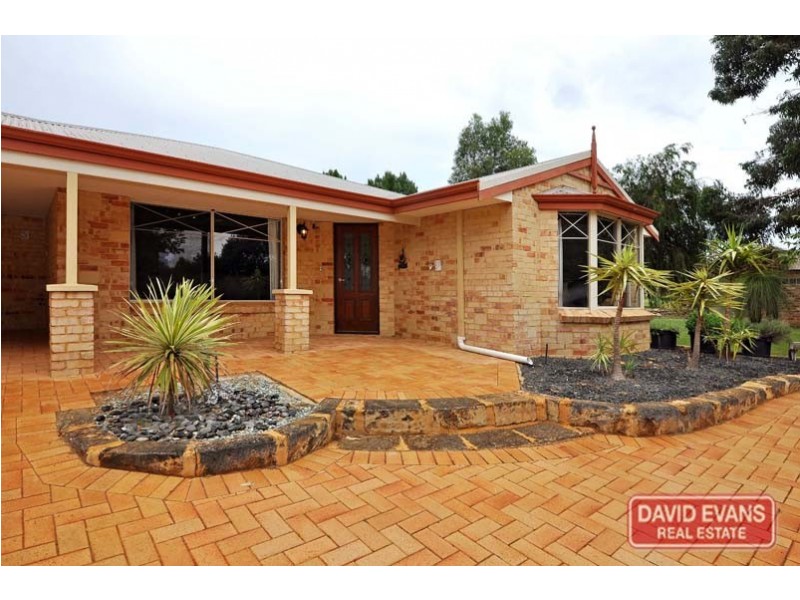 5 Birdwood Drive, Woodridge WA 6041
