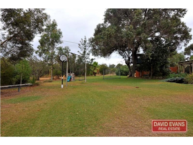 5 Birdwood Drive, Woodridge WA 6041