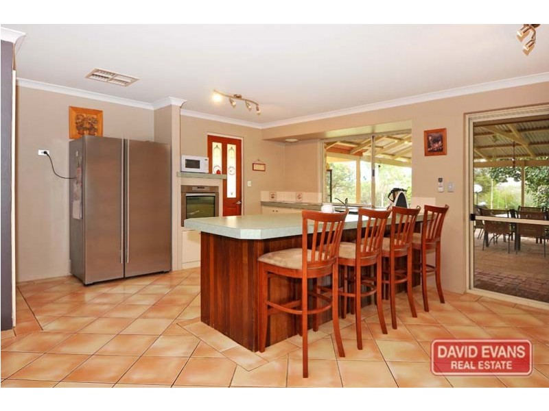 5 Birdwood Drive, Woodridge WA 6041