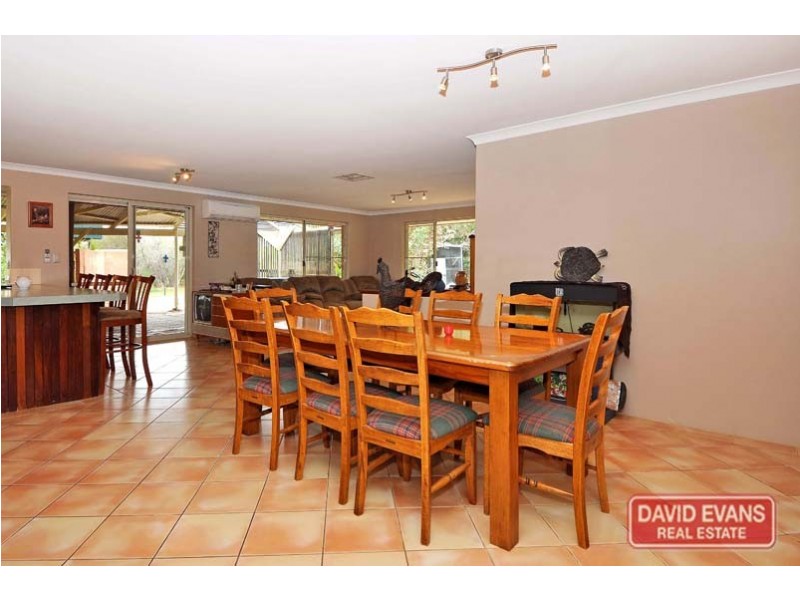 5 Birdwood Drive, Woodridge WA 6041