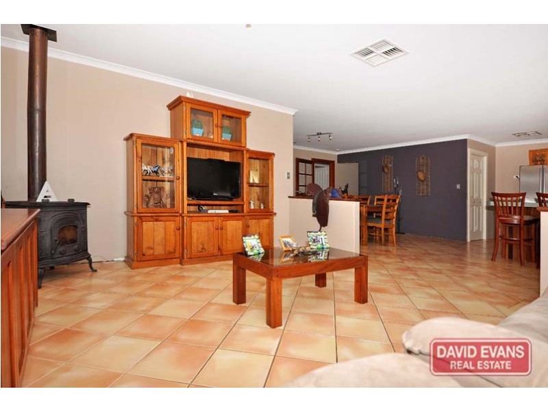 5 Birdwood Drive, Woodridge WA 6041