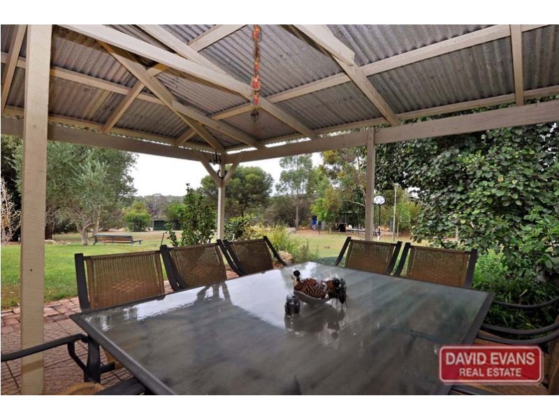 5 Birdwood Drive, Woodridge WA 6041