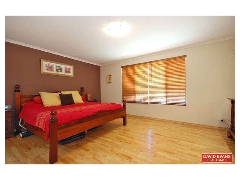 110 Selkirk Drive, Kinross WA 6028