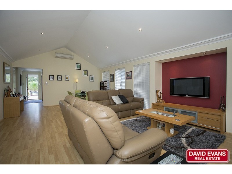 1 Provost Way, Tapping WA 6065