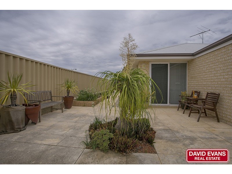 1 Provost Way, Tapping WA 6065