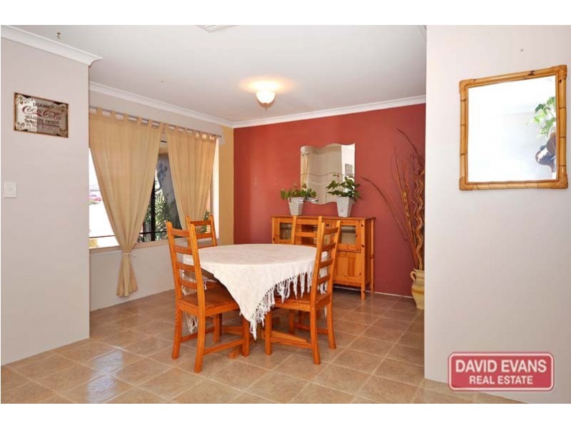 1 Tussock Elbow, Banksia Grove WA 6031