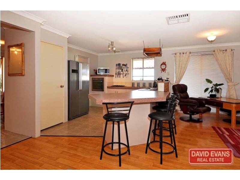 1 Tussock Elbow, Banksia Grove WA 6031