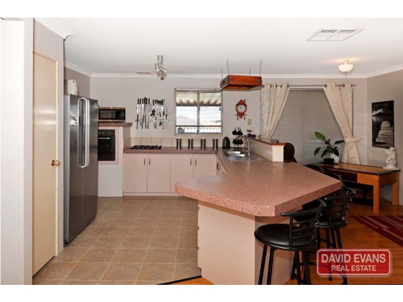 1 Tussock Elbow, Banksia Grove WA 6031