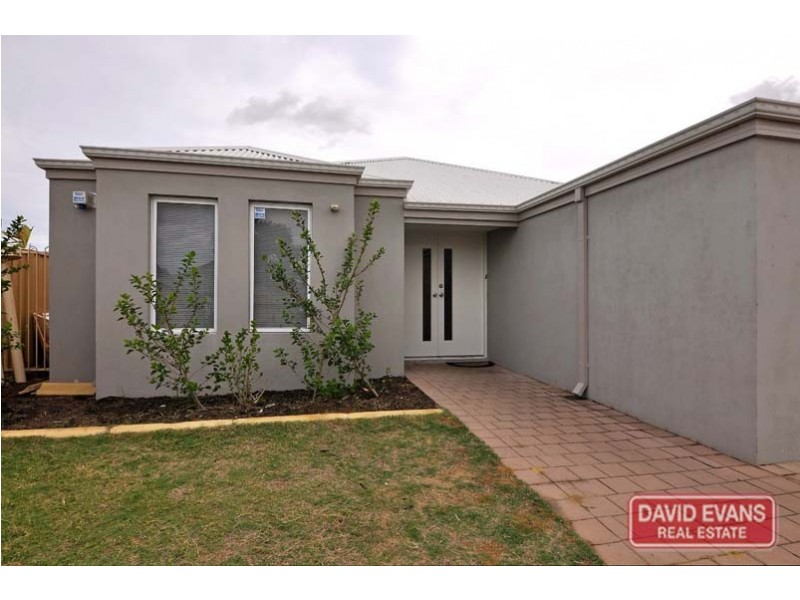 9 Cortona Grove, Sinagra WA 6065