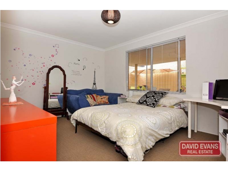 9 Cortona Grove, Sinagra WA 6065