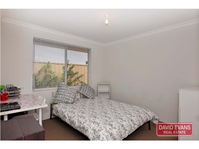 9 Cortona Grove, Sinagra WA 6065