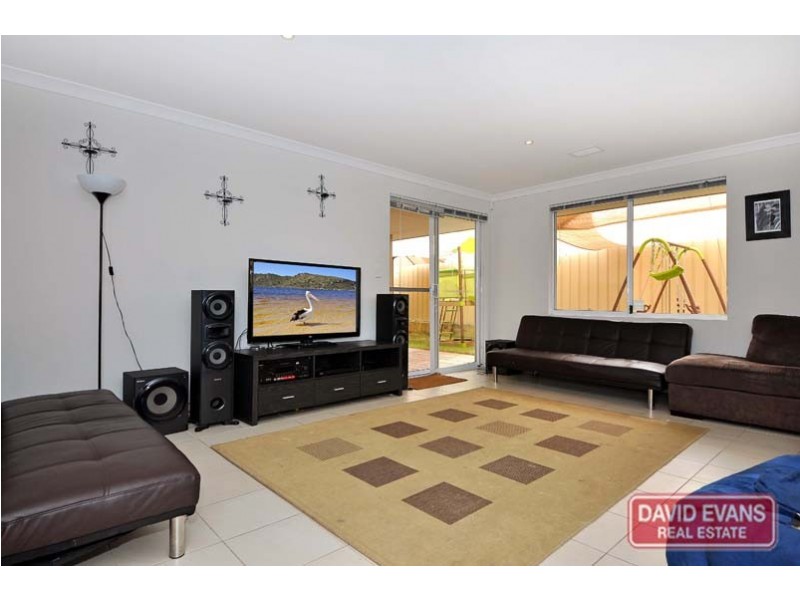 9 Cortona Grove, Sinagra WA 6065