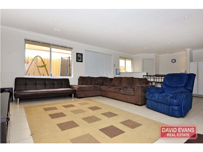 9 Cortona Grove, Sinagra WA 6065