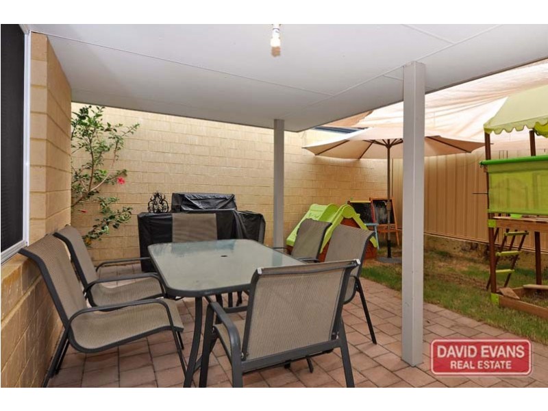 9 Cortona Grove, Sinagra WA 6065