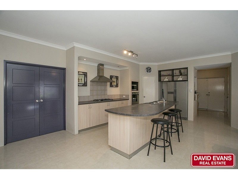 24 Amery Road, Hocking WA 6065