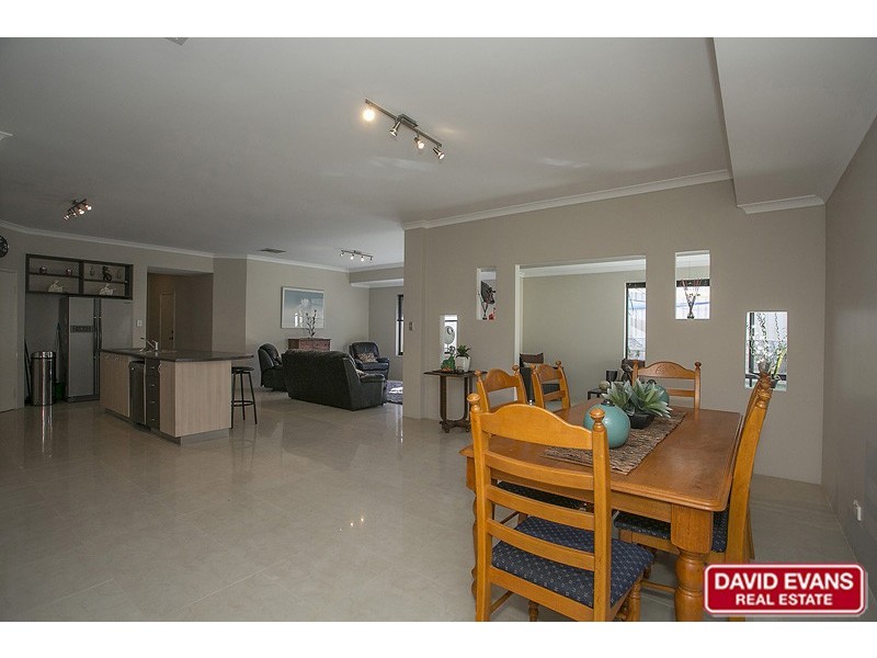 24 Amery Road, Hocking WA 6065