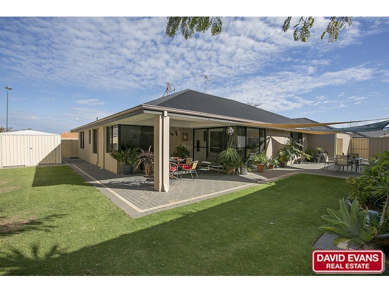 24 Amery Road, Hocking WA 6065