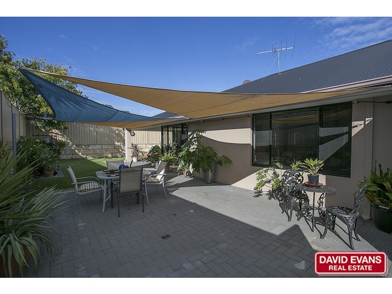 24 Amery Road, Hocking WA 6065