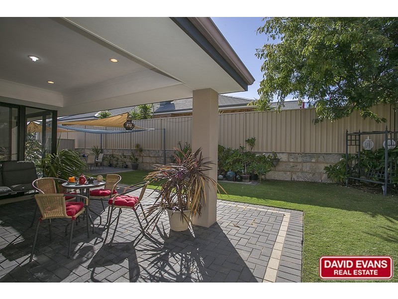 24 Amery Road, Hocking WA 6065