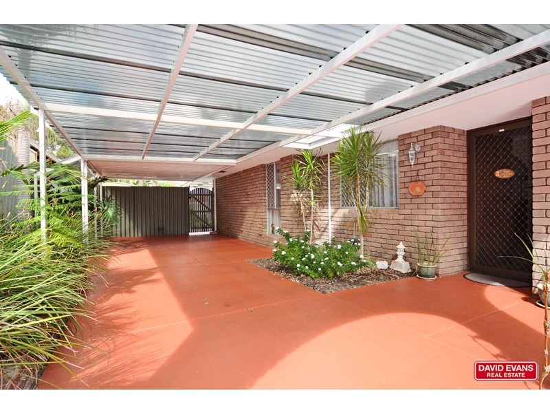 4 Cooma Street, Wanneroo WA 6065