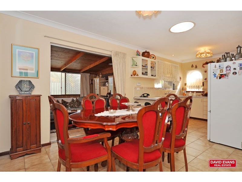 4 Cooma Street, Wanneroo WA 6065