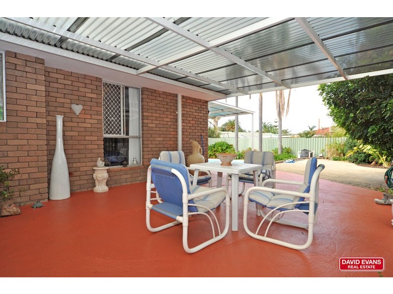 4 Cooma Street, Wanneroo WA 6065