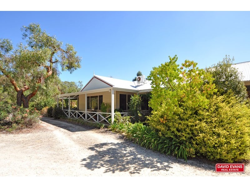 68 Farmhouse Link, Two Rocks WA 6037