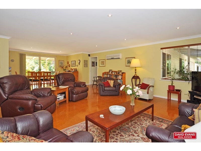 68 Farmhouse Link, Two Rocks WA 6037