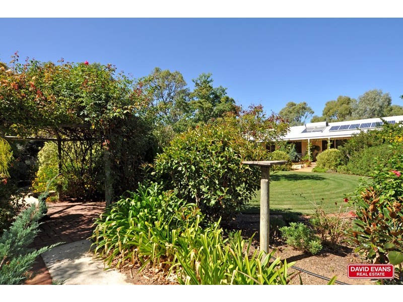 68 Farmhouse Link, Two Rocks WA 6037