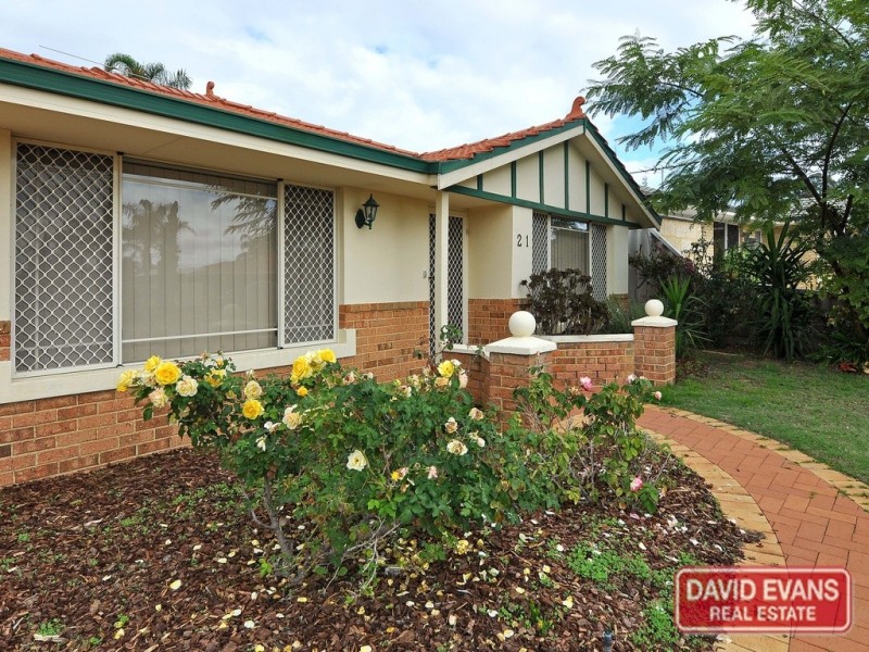21 Esther Loop, Wanneroo WA 6065