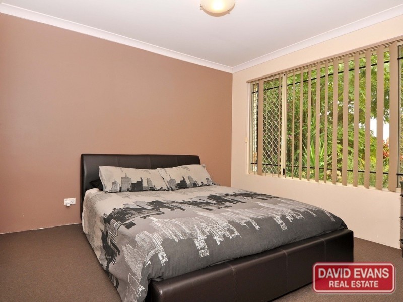 21 Esther Loop, Wanneroo WA 6065