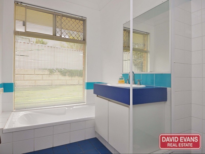 21 Esther Loop, Wanneroo WA 6065