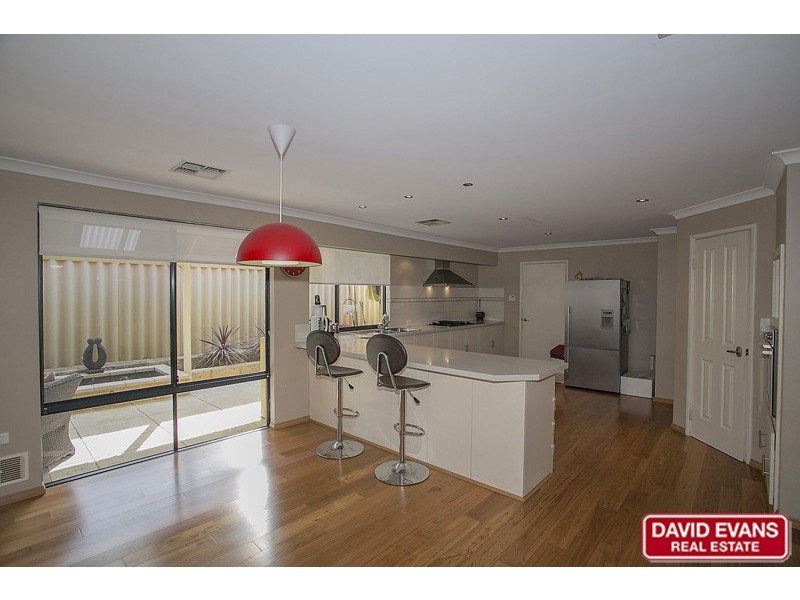 34 Shropshire Crescent, Butler WA 6036