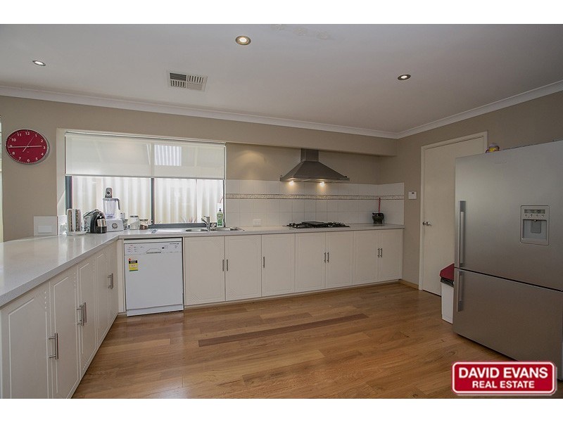 34 Shropshire Crescent, Butler WA 6036