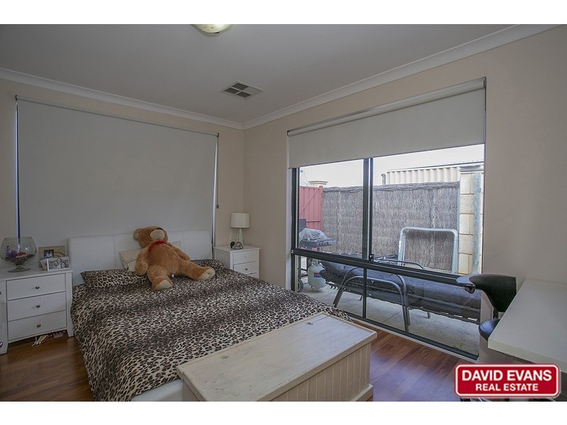 34 Shropshire Crescent, Butler WA 6036