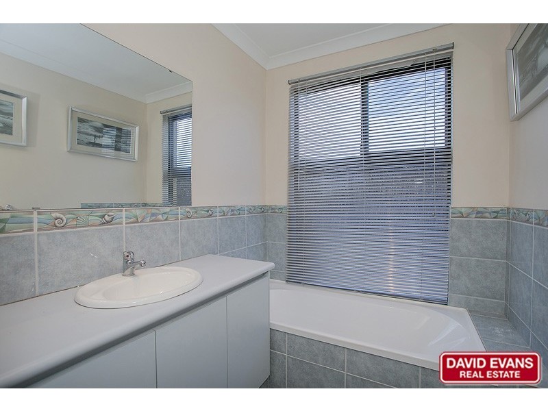 34 Shropshire Crescent, Butler WA 6036