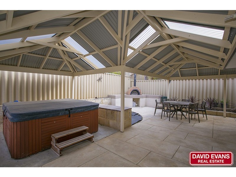 34 Shropshire Crescent, Butler WA 6036