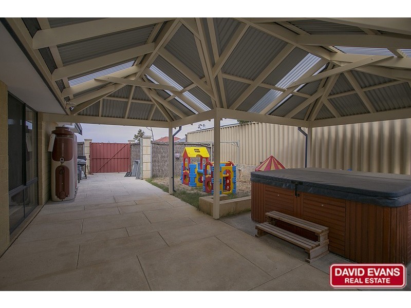 34 Shropshire Crescent, Butler WA 6036