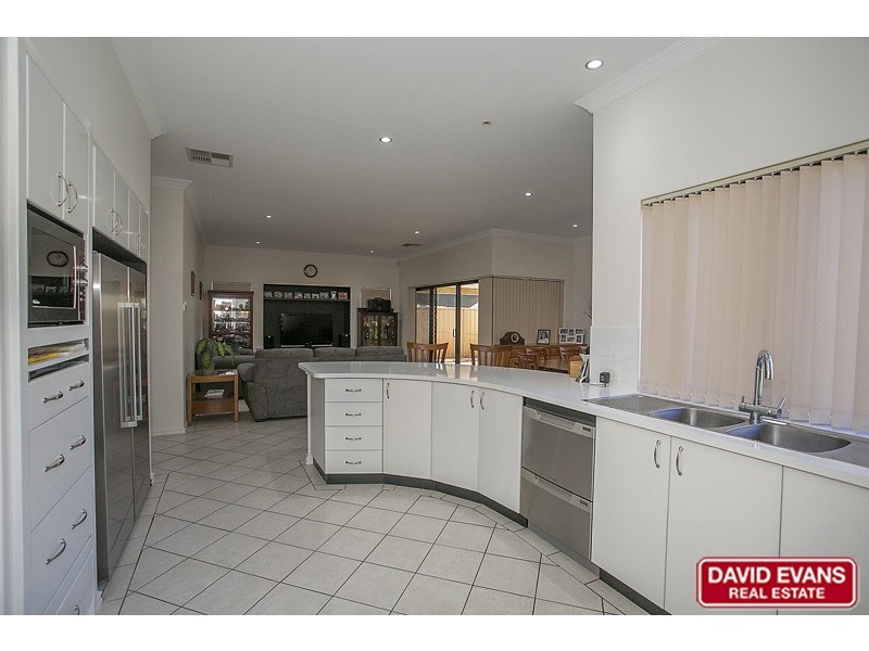 43 Carlow Way, Darch WA 6065