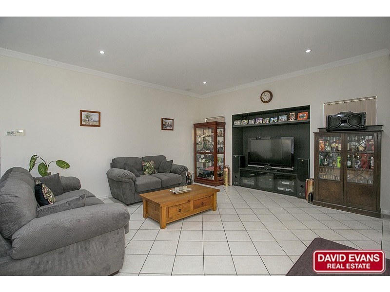 43 Carlow Way, Darch WA 6065