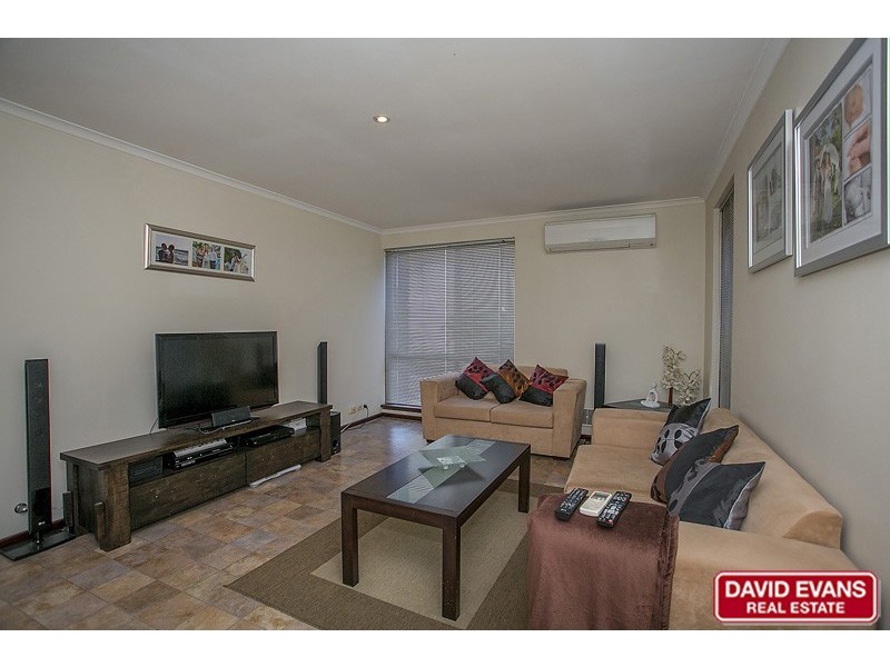 44 Redfin Crescent, Beldon WA 6027