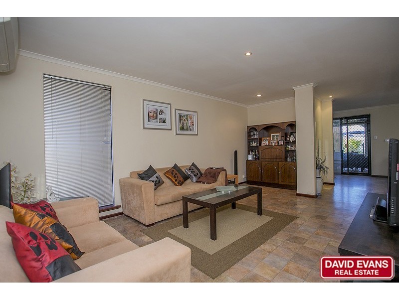 44 Redfin Crescent, Beldon WA 6027