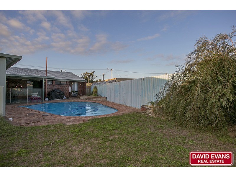 44 Redfin Crescent, Beldon WA 6027