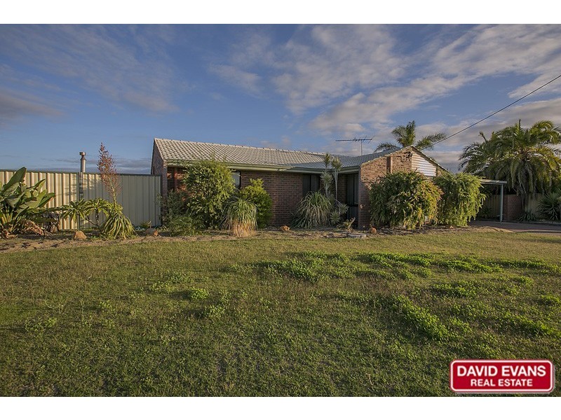 44 Redfin Crescent, Beldon WA 6027