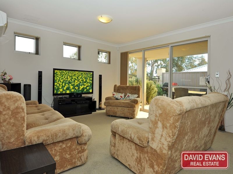 1/15 Crosthwait Circle, Tapping WA 6065