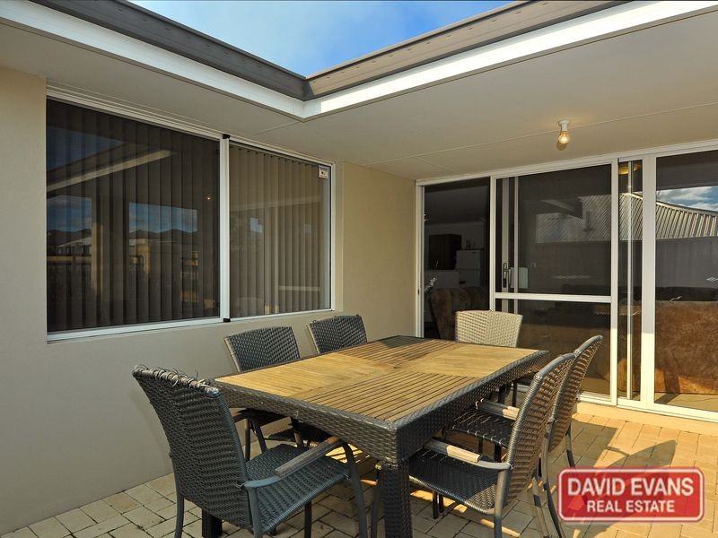 1/15 Crosthwait Circle, Tapping WA 6065