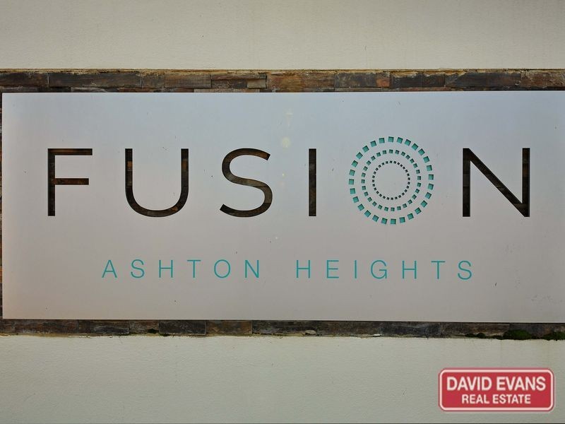 1/15 Crosthwait Circle, Tapping WA 6065