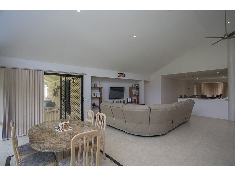 76 Ferguson Road, Gingin WA 6503